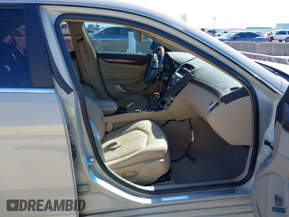 2010 Cadillac CTS Luxury with VIN 1G6DE5EG0A0150863, listed as a IAAI auction lot 40623111 with 68,772 mi miles. Bid and sale history available at carsss.com. Image 5.