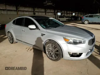 2016 Kia Cadenza Premium with VIN KNALN4D75G5199070, listed as a Copart auction lot 82535904 with 124,593 mi miles and Clean Title. Bid and sale history available at carsss.com. Image 4.