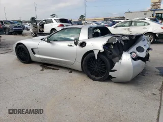 2002 Chevrolet Corvette with VIN 1G1YY22G925110271, listed as a Copart auction lot 86777864 with 118,309 mi miles and Salvage Title. Bid and sale history available at carsss.com. Image 2.