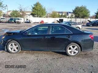 2013 Toyota Camry L with VIN 4T1BF1FK8DU276491, listed as a IAAI auction lot 41857992 with 119,143 mi miles. Bid and sale history available at carsss.com. Image 15.