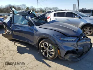 2021 Ford Mustang Mach-E Premium z VIN 3FMTK3SU4MMA03880, wystawiony jako Copart lot #71539172 z przebiegiem Nie podano mil oraz . Historia ofert i sprzedaży dostępna na DreamBid. Obrazek 4.