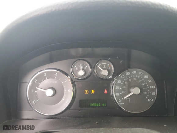 2008 Mercury Milan Premier with VIN 3MEHM081X8R615024, listed as a Copart auction lot 43579995 with 105,862 mi miles and Salvage Title. Bid and sale history available at carsss.com. Image 9.
