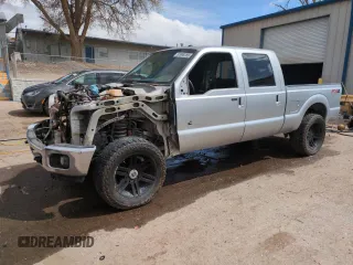 2011 Ford F-250 XL z VIN 1FT7W2BT9BEA06336, wystawiony jako Copart lot #51998785 z przebiegiem Nie podano mil oraz Szkoda całkowita • Salvage title. Historia ofert i sprzedaży dostępna na DreamBid. Obrazek 1.