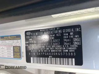2019 Kia Sorento L with VIN 5XYPG4A30KG575383, listed as a IAAI auction lot 41958901 with 102,797 mi miles. Bid and sale history available at carsss.com. Image 9.