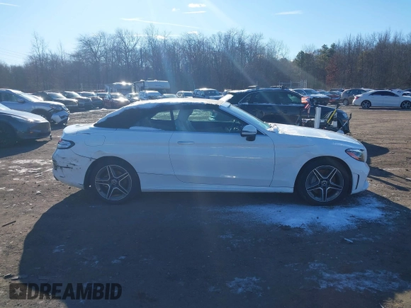 2019 Mercedes-Benz C 300 с VIN WDDWK8EB7KF828792, выставлен на аукционе IAAI как лот 41267574 с пробегом 61 168 миль миль и . История ставок и продаж доступна на DreamBid. Изображение 13.