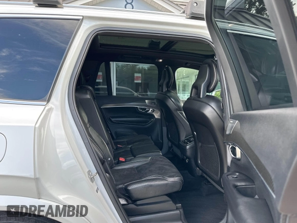 2018 Volvo XC90 R-Design with VIN YV4A22PMXJ1205174, listed as a IAAI auction lot 42559268 with 144,965 mi miles and . Bid and sale history available at DreamBid. Image 8.
