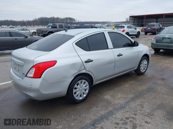 2014 Nissan Versa SV with VIN 3N1CN7APXEL860715, listed as a IAAI auction lot 41492046 with 95,758 mi miles and . Bid and sale history available at DreamBid. Image 4.