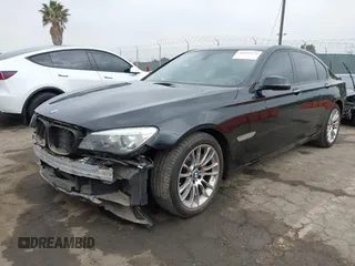 2015 BMW 7 Series 740i with VIN WBAYA6C54FG273188, listed as a IAAI auction lot 42563572 with 70,675 mi miles and . Bid and sale history available at DreamBid. Image 18.