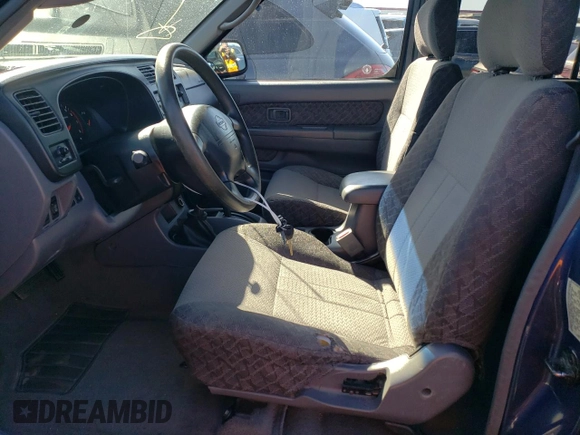 2000 Nissan Xterra XE z VIN 5N1ED28Y1YC549518, wystawiony jako Copart lot #49359015 z przebiegiem 179 001 mil mil oraz Szkoda całkowita • Salvage title. Historia ofert i sprzedaży dostępna na DreamBid. Obrazek 7.