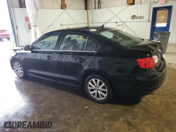 2013 Volkswagen Jetta SE with VIN 3VWDP7AJ2DM424549, listed as a Copart auction lot 52238075 with 268,512 mi miles and Salvage title. Bid and sale history available at DreamBid. Image 2.