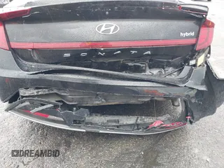 2021 Hyundai Sonata Hybrid SEL with VIN KMHL34JJ2MA026470, listed as a IAAI auction lot 41786171 with 40,157 mi miles. Bid and sale history available at carsss.com. Image 6.