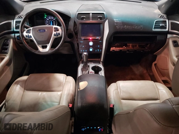 2015 Ford Explorer XLT z VIN 1FM5K8D87FGA95568, wystawiony jako Copart lot #63042304 z przebiegiem 166 749 mil mil oraz Nie do naprawy • Non repairable. Historia ofert i sprzedaży dostępna na DreamBid. Obrazek 8.