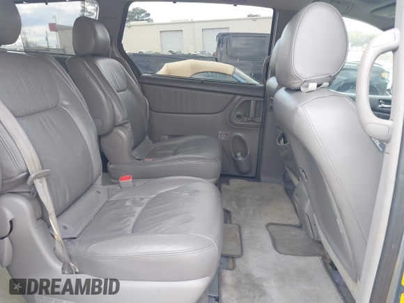 2008 Toyota Sienna XLE with VIN 5TDZK22C58S153213, listed as a IAAI auction lot 41430139 with 116,011 mi miles. Bid and sale history available at carsss.com. Image 8.