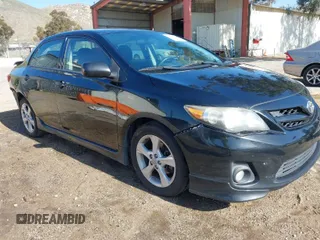 2013 Toyota Corolla L with VIN 2T1BU4EE3DC115390, listed as a IAAI auction lot 41966370 with 117,367 mi miles. Bid and sale history available at carsss.com. Image 1.