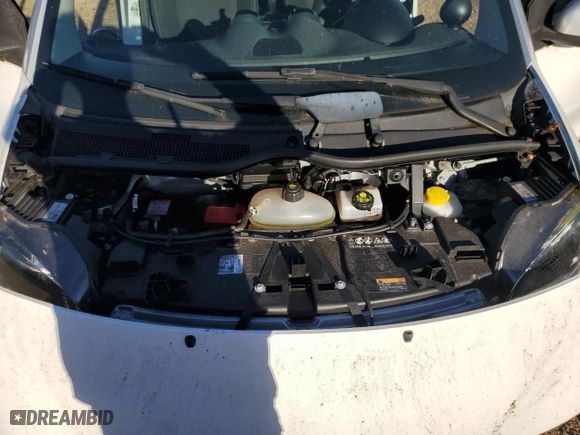 2017 Smart fortwo pure with VIN WMEFJ5DA6HK219988, listed as a Copart auction lot 71891414 with 9,731 mi miles and Clean Title. Bid and sale history available at carsss.com. Image 11.
