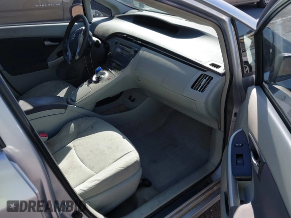 2011 Toyota Prius I z VIN JTDKN3DUXB0274219, wystawiony jako IAAI lot #41691226 z przebiegiem 189 811 mil mil oraz . Historia ofert i sprzedaży dostępna na DreamBid. Obrazek 5.