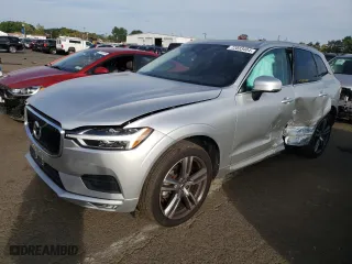 2021 Volvo XC60 Momentum with VIN YV4A22RK6M1696312, listed as a Copart auction lot 72033404 with 56,083 mi miles and Salvage Title. Bid and sale history available at carsss.com. Image 1.
