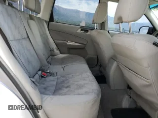 2010 Subaru Forester X Premium с VIN JF2SH6CC2AH761627, выставлен на аукционе Copart как лот 54552485 с пробегом 86 400 миль миль и Списание • Salvage title. История ставок и продаж доступна на DreamBid. Изображение 10.