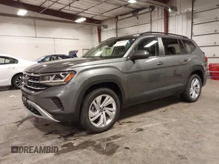 2021 Volkswagen Atlas SE z VIN 1V2KR2CA5MC606590, wystawiony jako IAAI lot #42383813 z przebiegiem 45 087 mil mil oraz . Historia ofert i sprzedaży dostępna na DreamBid. Obrazek 21.