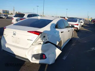 2018 Honda Civic EX с VIN 19XFC2F76JE206921, выставлен на аукционе IAAI как лот 42507757 с пробегом 112 103 миль миль и . История ставок и продаж доступна на DreamBid. Изображение 6.