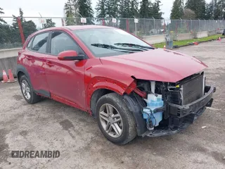 2022 Hyundai Kona SE with VIN KM8K2CAB0NU868211, listed as a IAAI auction lot 41901790 with 37,589 mi miles. Bid and sale history available at carsss.com. Image 1.