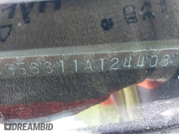 2001 Honda Accord EX z VIN 1HGCG56611A124406, wystawiony jako IAAI lot #42401266 z przebiegiem 177 917 mil mil oraz . Historia ofert i sprzedaży dostępna na DreamBid. Obrazek 12.