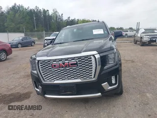 2024 GMC Yukon Denali with VIN 1GKS2DKL2RR215345, listed as a IAAI auction lot 41960031 with 40,147 mi miles. Bid and sale history available at carsss.com. Image 12.