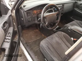 2004 Dodge Dakota Sport with VIN 1D7HL38K44S506609, listed as a Copart auction lot 84263824 with 244,242 mi miles and Salvage Title. Bid and sale history available at carsss.com. Image 8.