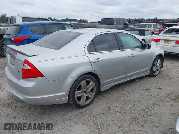 2012 Ford Fusion SPORT with VIN 3FAHP0DC7CR155450, listed as a IAAI auction lot 40651757 with 158,636 mi miles. Bid and sale history available at carsss.com. Image 4.