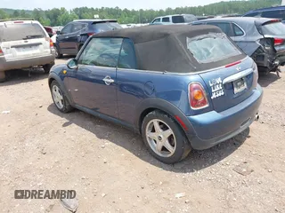 2009 MINI Convertible с VIN WMWMR33569TJ93991, выставлен на аукционе IAAI как лот 42382783 с пробегом Не указан миль и . История ставок и продаж доступна на DreamBid. Изображение 3.