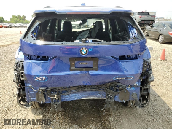 2024 BMW X1 xDrive28i with VIN WBX73EF06R5007063, listed as a Copart auction lot 56143075 with 2,947 mi miles and Salvage title. Bid and sale history available at DreamBid. Image 6.