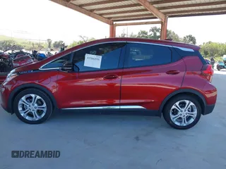 2020 Chevrolet Bolt EV LT z VIN 1G1FY6S01L4136064, wystawiony jako IAAI lot #41566555 z przebiegiem 52 995 mil mil oraz . Historia ofert i sprzedaży dostępna na DreamBid. Obrazek 14.
