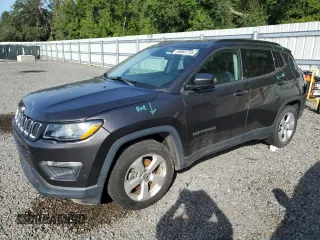 2020 Jeep Compass Latitude with VIN 3C4NJCBB4LT102217, listed as a Copart auction lot 59883755 with 56,257 mi miles and Non repairable. Bid and sale history available at DreamBid. Image 1.