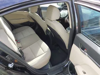 2019 Hyundai Elantra SE with VIN 5NPD74LF8KH477320, listed as a IAAI auction lot 41929771 with 51,395 mi miles and . Bid and sale history available at DreamBid. Image 8.
