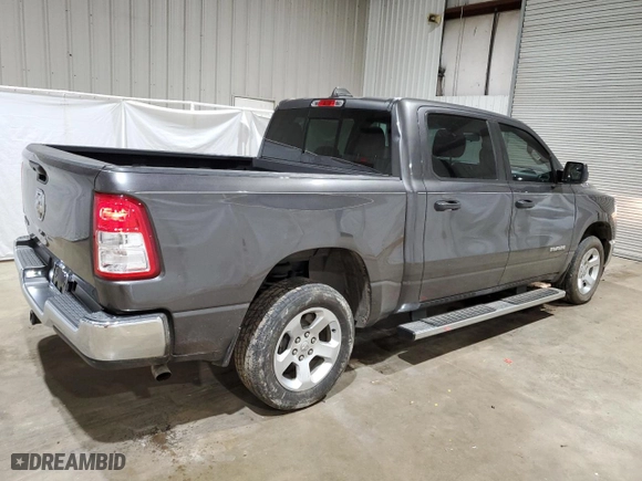 2019 Ram 1500 Tradesman with VIN 1C6RREGT6KN905267, listed as a Copart auction lot 51418525 with 137,575 mi miles and Clean Title. Bid and sale history available at carsss.com. Image 3.