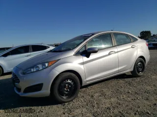 2015 Ford Fiesta S with VIN 3FADP4AJXFM203839, listed as a Copart auction lot 88821865 with 103,817 mi miles and Clean Title. Bid and sale history available at carsss.com. Image 1.