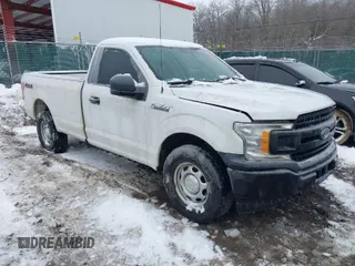 2019 Ford F-150 z VIN 1FTNF1E40KKC29128, wystawiony jako IAAI lot #41507554 z przebiegiem 135 255 mil mil oraz . Historia ofert i sprzedaży dostępna na DreamBid. Obrazek 1.