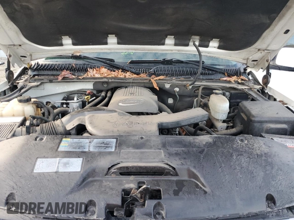 2005 GMC Yukon XL SLT with VIN 3GKFK16Z05G181687, listed as a Copart auction lot 83465814 with 242,289 mi miles and Salvage Title. Bid and sale history available at carsss.com. Image 12.