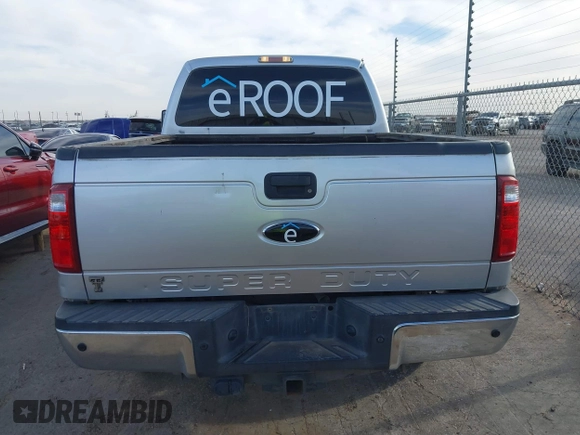 2014 Ford Super Duty F-250 SRW XL with VIN 1FT7W2BT7EEB01336, listed as a IAAI auction lot 41812032 with 276,996 mi miles. Bid and sale history available at carsss.com. Image 17.