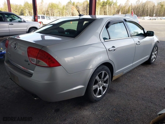 2010 Mercury Milan Premier with VIN 3MEHM0JG9AR643692, listed as a IAAI auction lot 41870580 with 122,284 mi miles. Bid and sale history available at carsss.com. Image 4.
