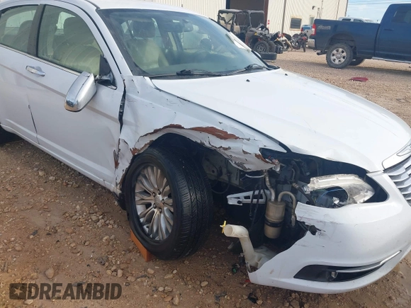 2012 Chrysler 200 Limited with VIN 1C3CCBCGXCN205796, listed as a IAAI auction lot 41482975 with 230,178 mi miles. Bid and sale history available at carsss.com. Image 6.