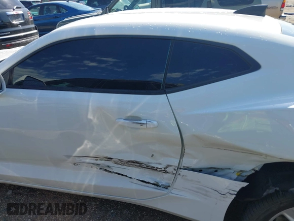 2019 Chevrolet Camaro 1LT z VIN 1G1FB1RX0K0149384, wystawiony jako IAAI lot #42106283 z przebiegiem 61 738 mil mil oraz . Historia ofert i sprzedaży dostępna na DreamBid. Obrazek 14.