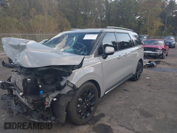 2024 Kia Carnival SX Prestige with VIN KNDNE5H35R6366419, listed as a IAAI auction lot 40725677 with 18,745 mi miles and . Bid and sale history available at DreamBid. Image 19.