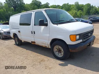 2006 Ford Econoline Cargo z VIN 1FTRE14W66DA66342, wystawiony jako IAAI lot #42491167 z przebiegiem 11 315 mil mil oraz . Historia ofert i sprzedaży dostępna na DreamBid. Obrazek 1.