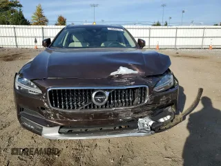 2017 Volvo V90 z VIN YV4A22NL1H1000766, wystawiony jako Copart lot #70826213 z przebiegiem 63 345 mil mil oraz . Historia ofert i sprzedaży dostępna na DreamBid. Obrazek 5.