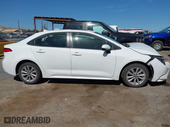 2024 Toyota Corolla LE with VIN JTDB4MEEXR3024245, listed as a IAAI auction lot 42353374 with 25,813 mi miles and . Bid and sale history available at DreamBid. Image 13.