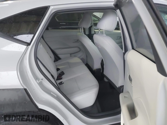 2024 Hyundai Kona SEL with VIN KM8HB3AB1RU118025, listed as a IAAI auction lot 41747434 with 8,954 mi miles. Bid and sale history available at carsss.com. Image 8.