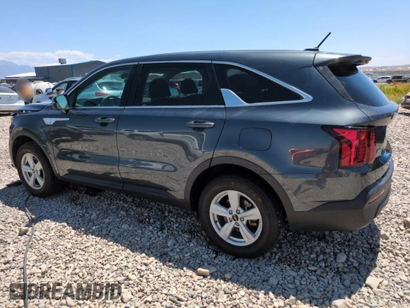 2022 Kia Sorento LX с VIN 5XYRGDLC1NG100917, выставлен на аукционе Copart как лот 64144525 с пробегом 65 806 миль миль и Списание • Salvage title. История ставок и продаж доступна на DreamBid. Изображение 2.