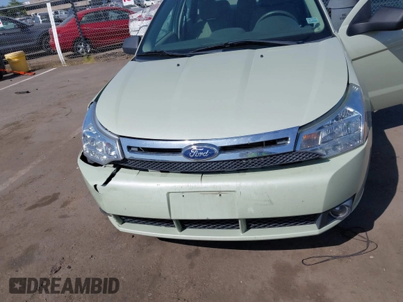 2011 Ford Focus SE with VIN 1FAHP3FN9BW167286, listed as a IAAI auction lot 42087263 with 71,923 mi miles. Bid and sale history available at carsss.com. Image 6.
