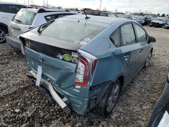 2013 Toyota Prius One with VIN JTDKN3DU1D5638047, listed as a Copart auction lot 50173925 with 0 mi miles and Salvage Title. Bid and sale history available at carsss.com. Image 3.